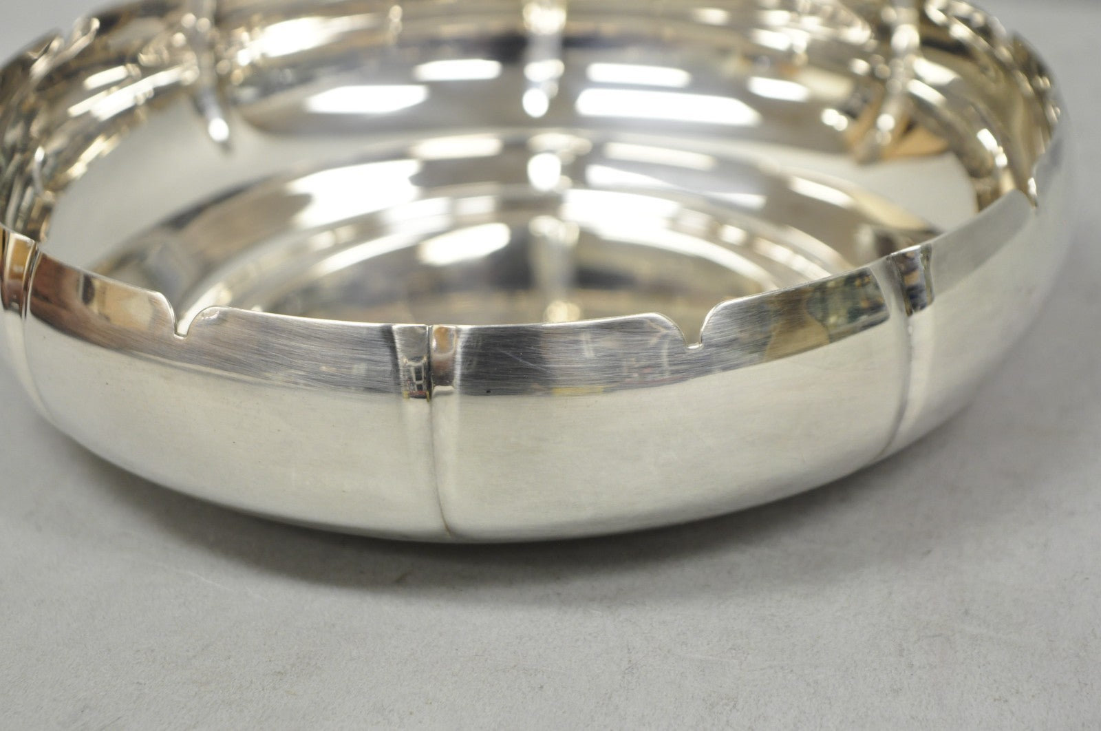 Vintage Lundt M-85 Silver Plated Round Scalloped Serving Candy Dish Bowl