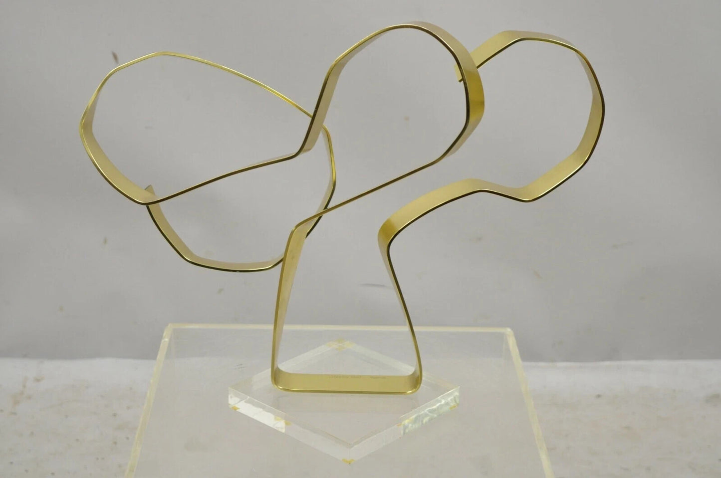 Vintage Dan Murphy 1976 Brass Ribbon Modern Abstract Sculpture on Lucite Base