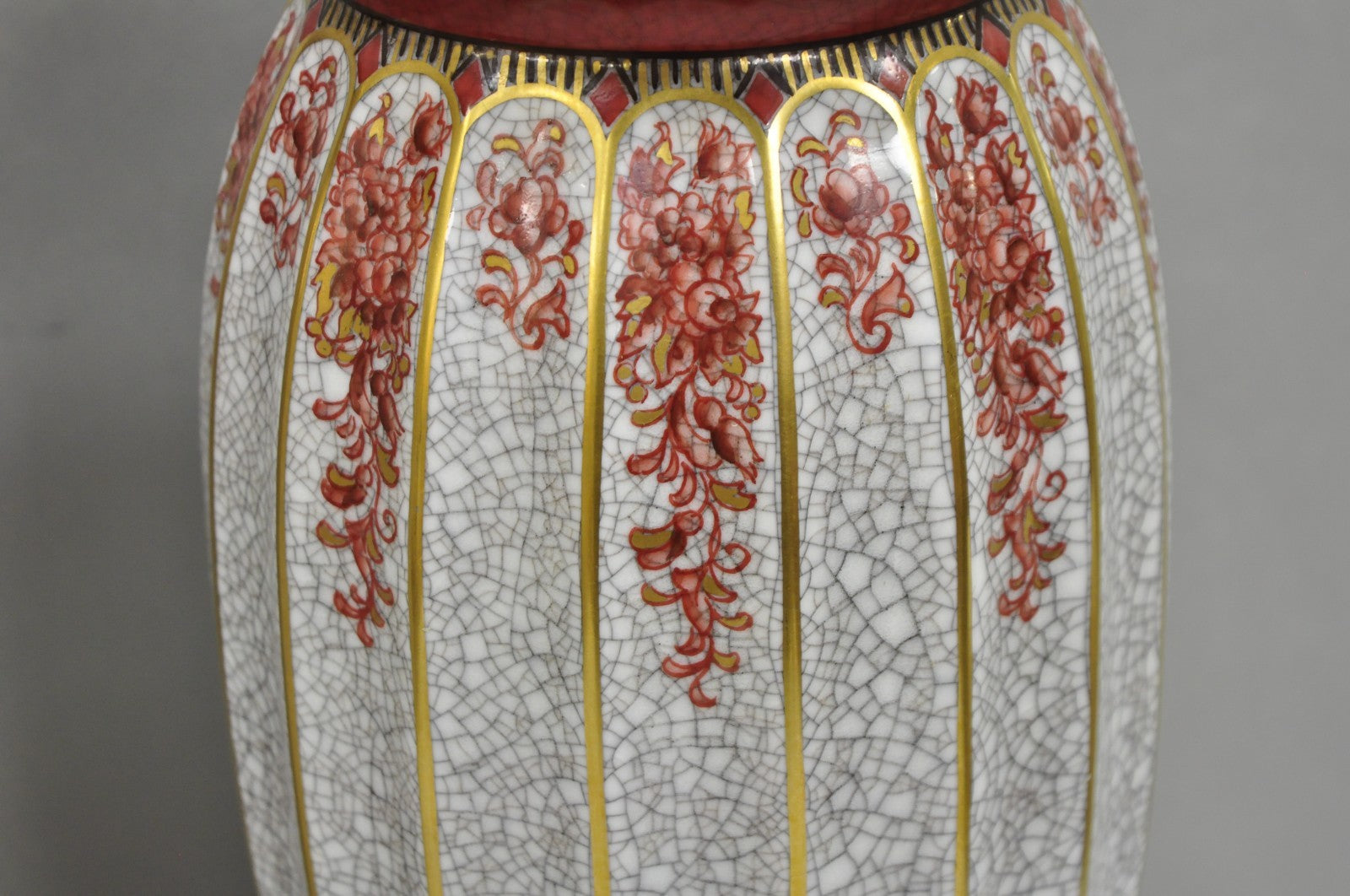Victorian Red White Floral Painted French Porcelain Jardinière Table Lamps, Pair