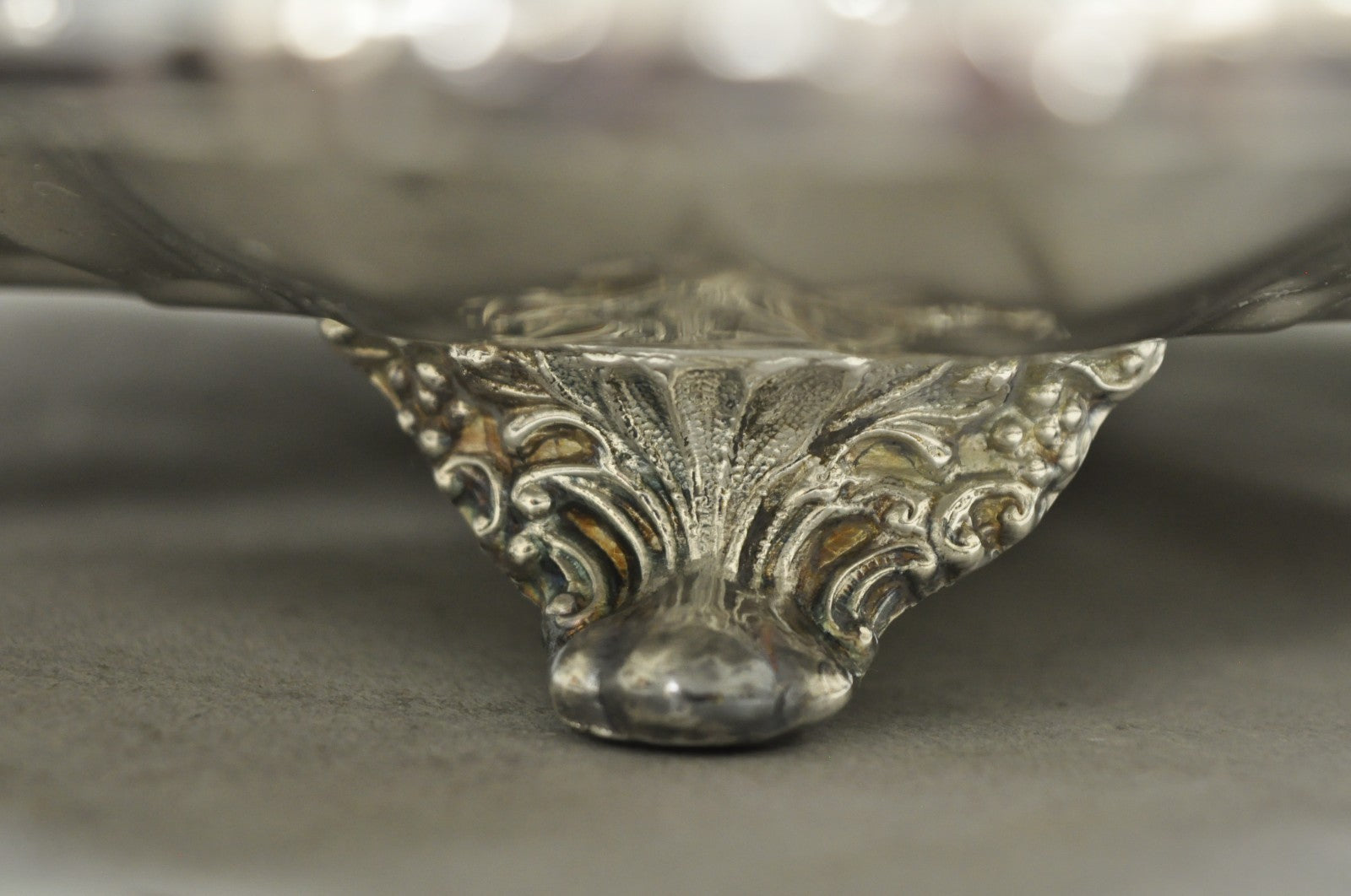 Vintage Sheridan English Victorian Silver Plated Footed Serving Platter Bar Tray