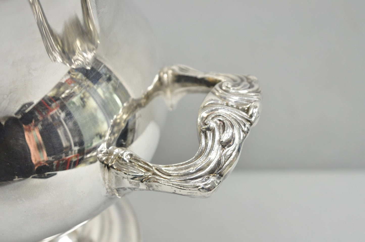 Vintage Sheridan Silver Plated Trophy Cup Urn Champagne Chiller Ice Bucket
