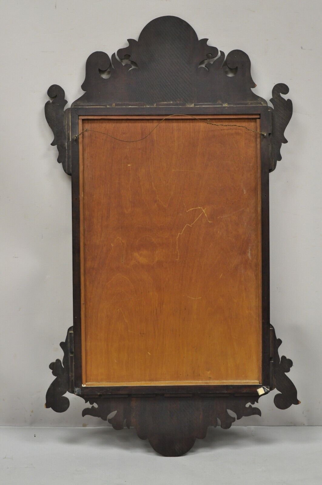 Antique American Federal Broken Arch Mahogany Mirror With Urn Inlay