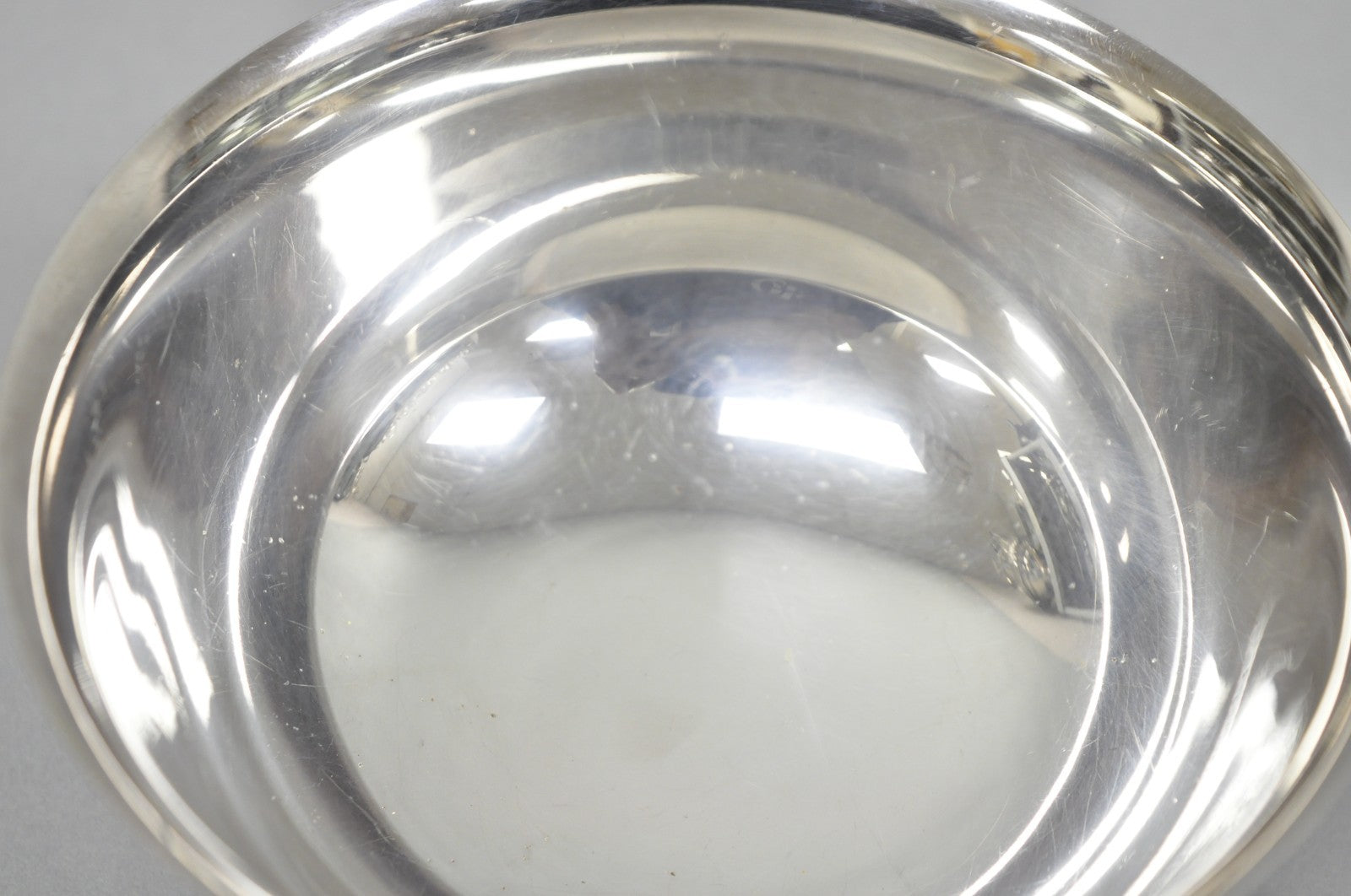 Vintage Paul Revere Reed & Barton Style Small 5" Round Silver Plated Candy Dish