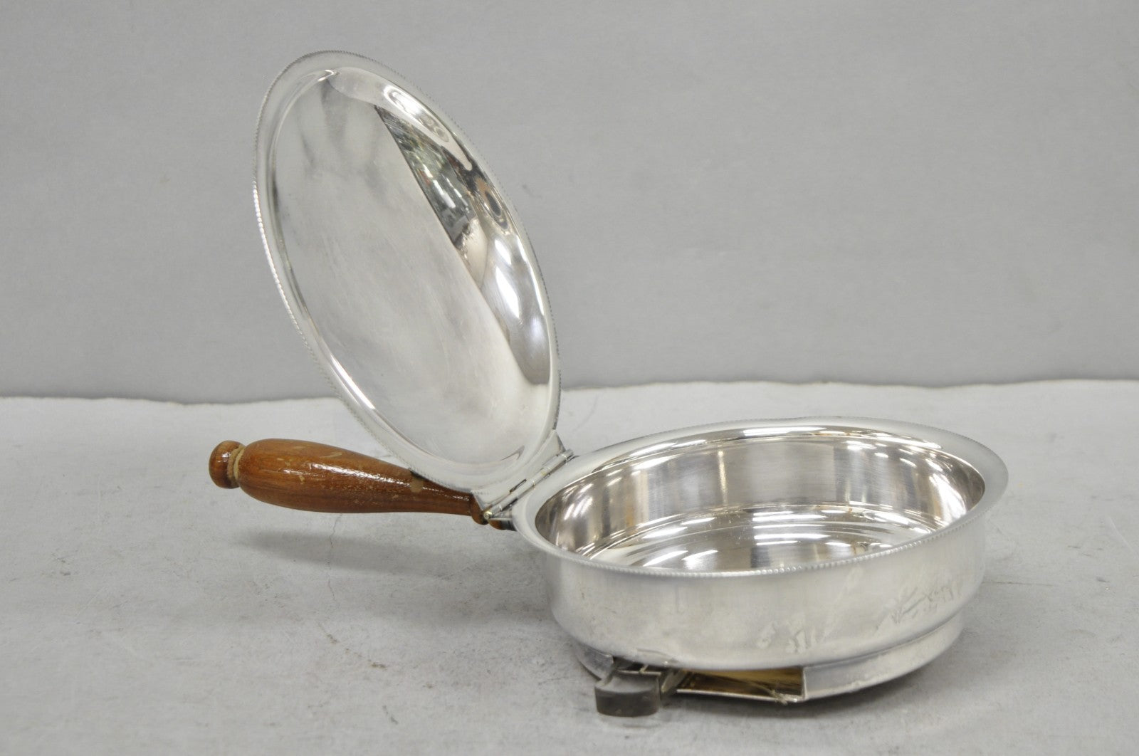 Vintage Sheffield Co Silver Plated Hinged Lid "Horse" Silent Butler w/ Broom