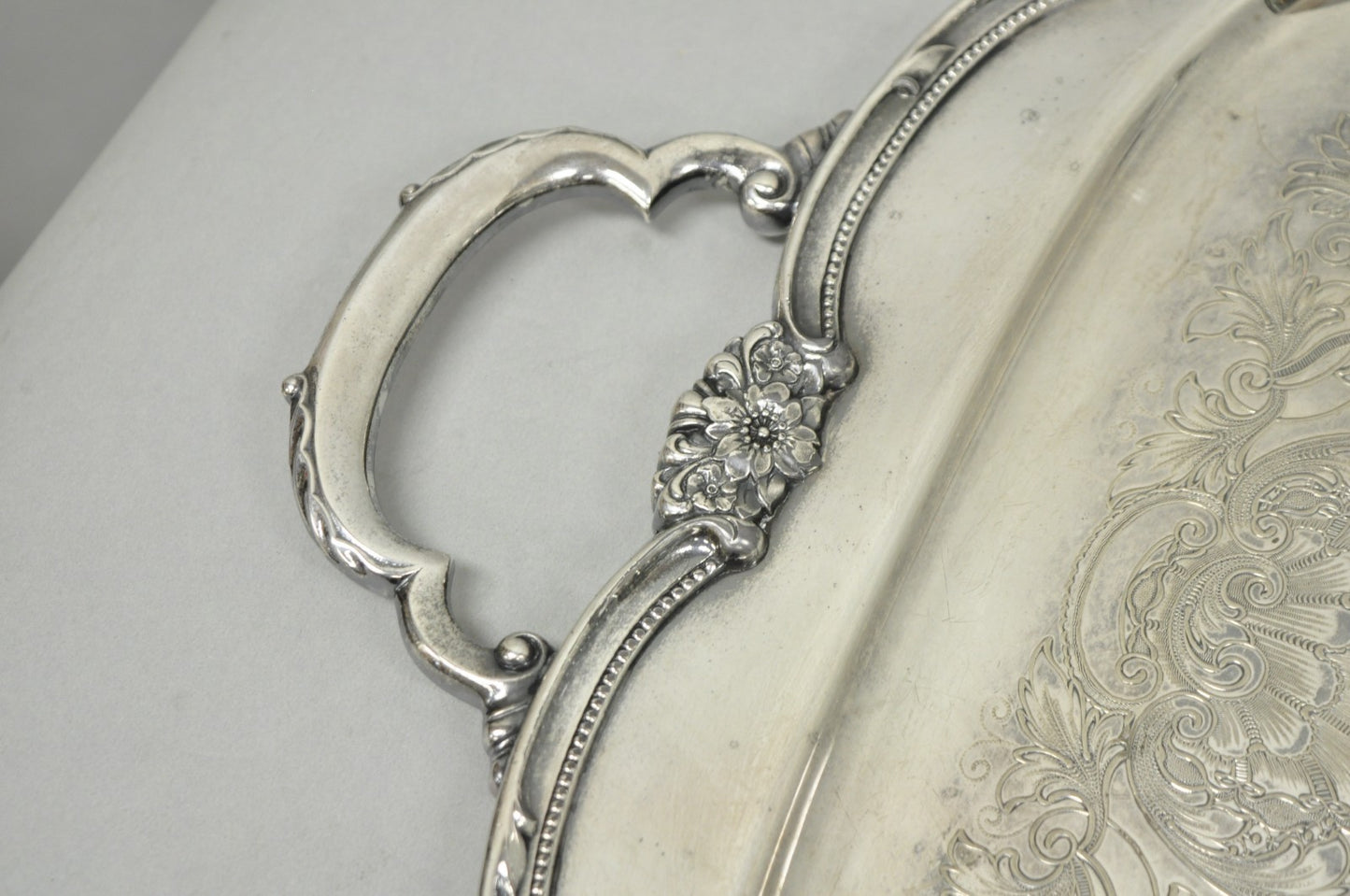 Vintage 1847 Rogers Bros "Remembrance" 9898 Silver Plated Serving Platter Tray