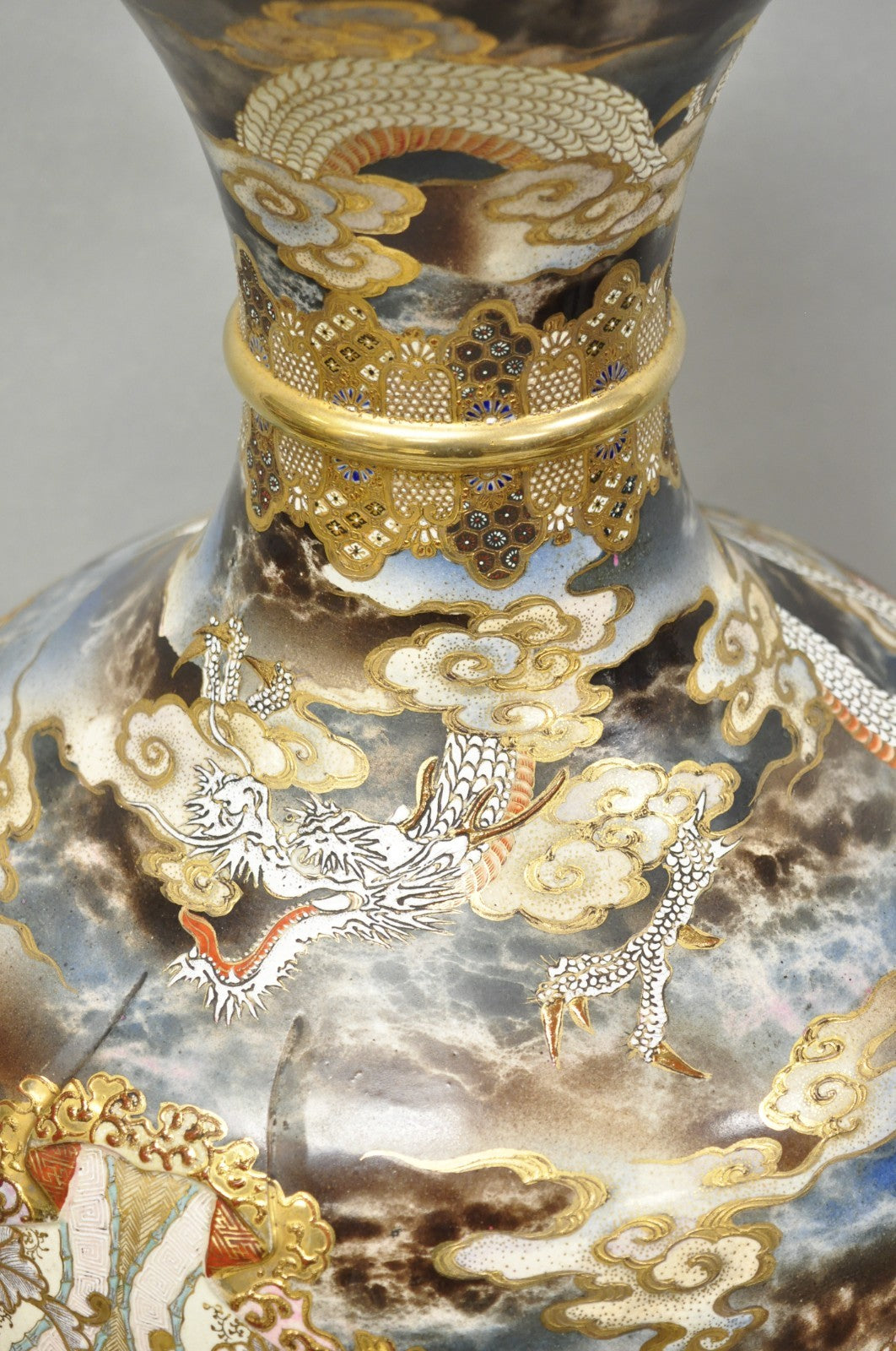 Vintage 30" Japanese Royal Satsuma Hand Painted Porcelain Oriental Dragon Vase