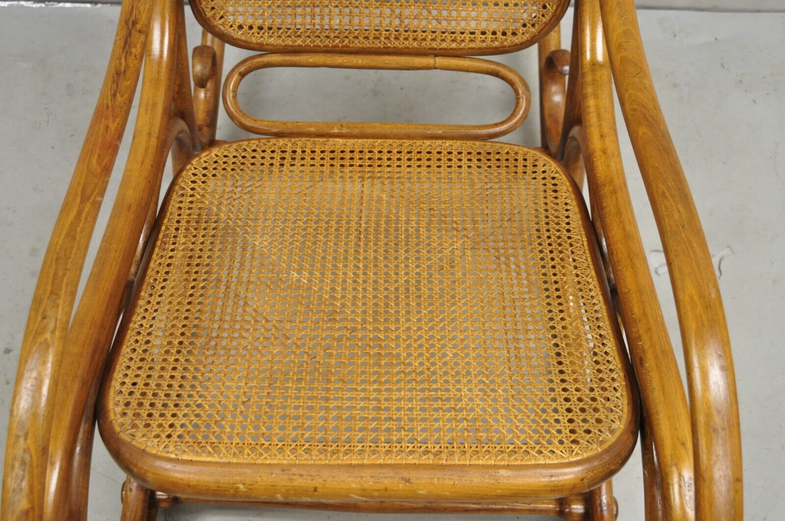 Vintage Michael Thonet Style Oak Cane Rattan Bentwood Rocking Chair Rocker