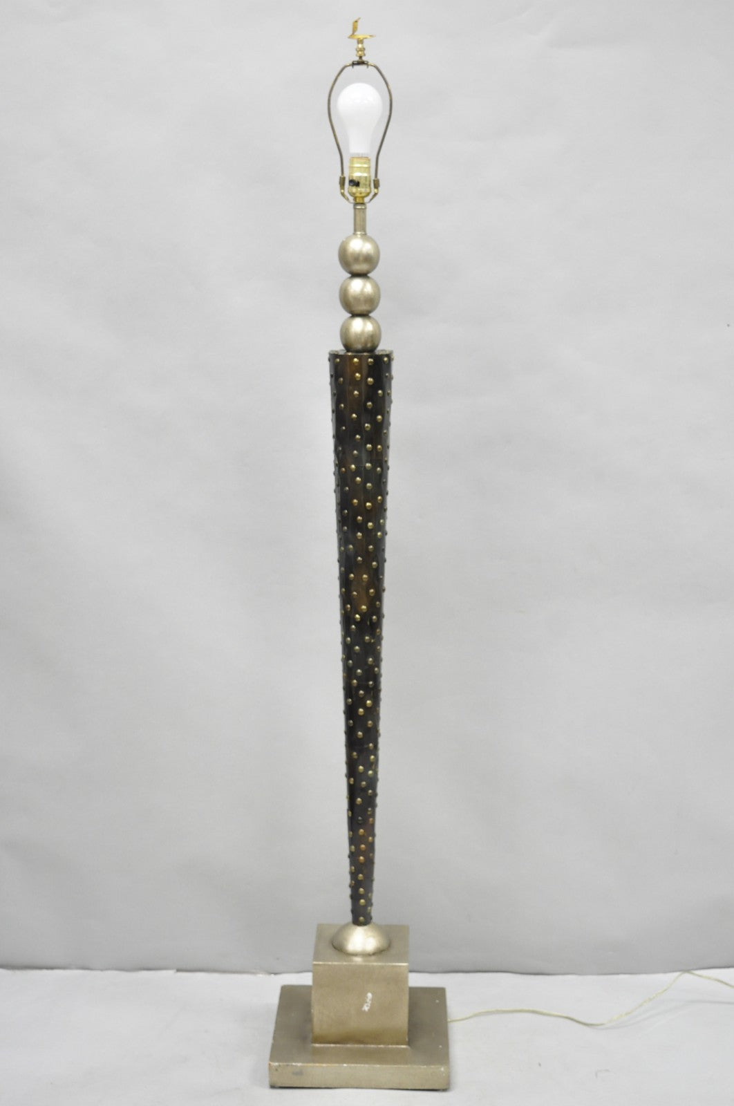 Vintage Leeazanne Postmodern Art Deco Style Metal Tapered Skyscraper Floor Lamp