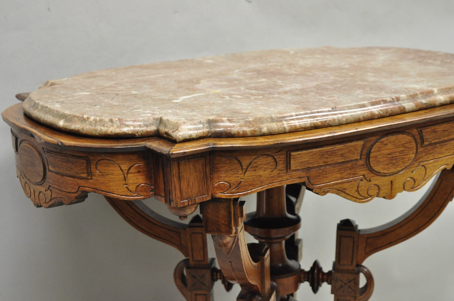 Antique Eastlake Victorian Carved Walnut Marble Top Parlor Lamp Side Table