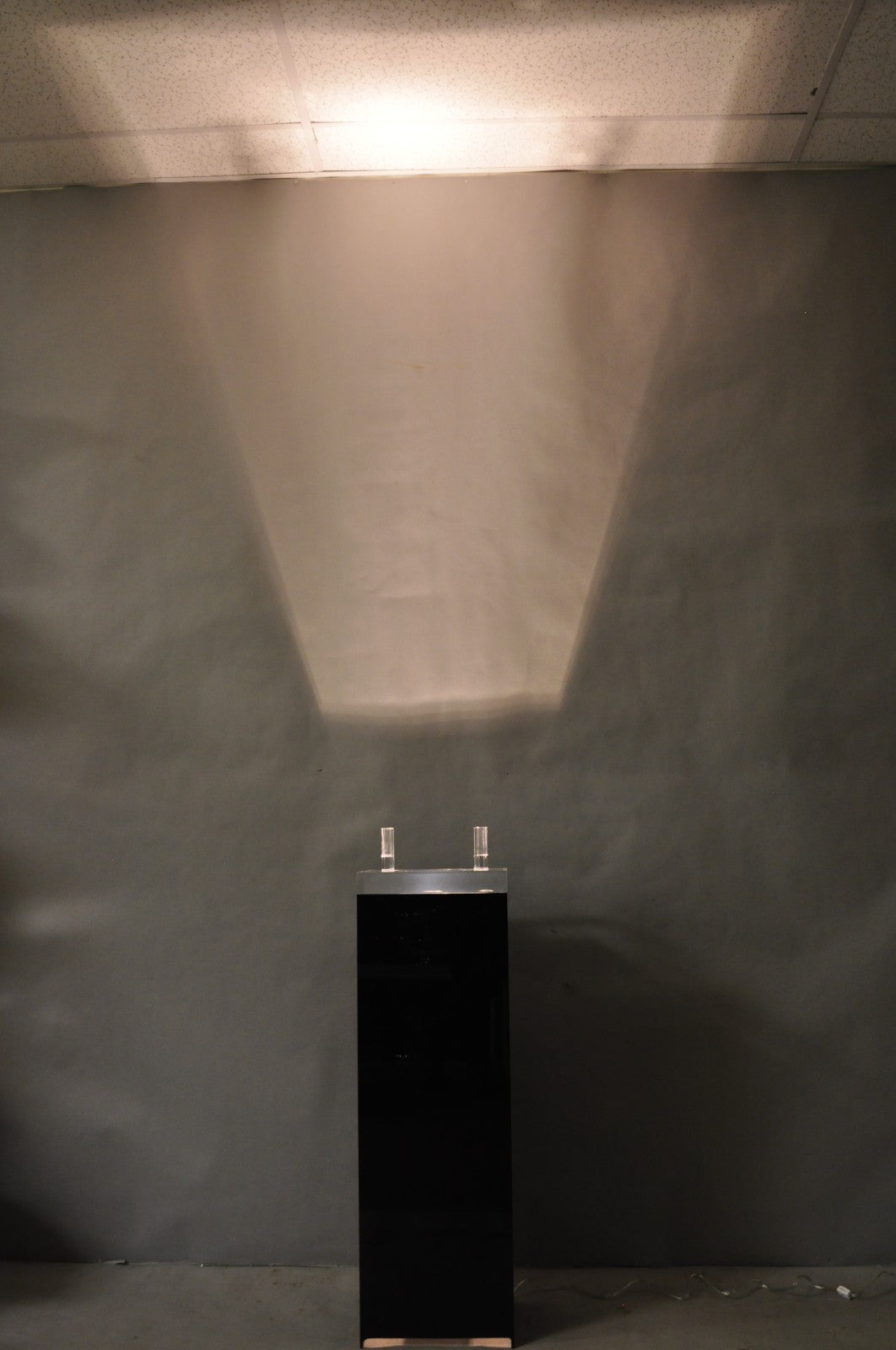 Vintage Mid Century Modern Clear Lucite & Black Acrylic Lighted Pedestal Stand