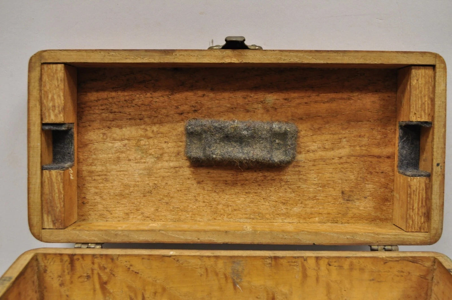 Vintage David White Instrument Surveying Equipment Plane Utility Level Oak Case