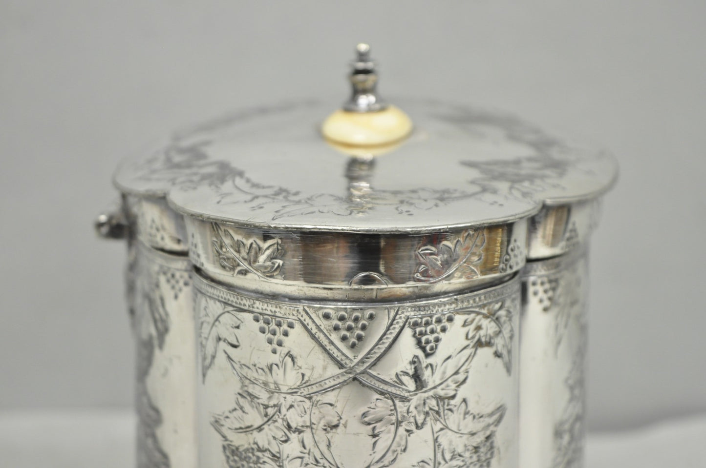 Antique Victorian Silver Plated Etched Footed Hinged Biscuit Barrel Jar on Stand