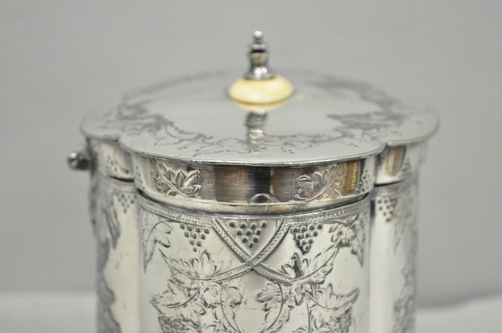 Antique Victorian Silver Plated Etched Footed Hinged Biscuit Barrel Jar on Stand