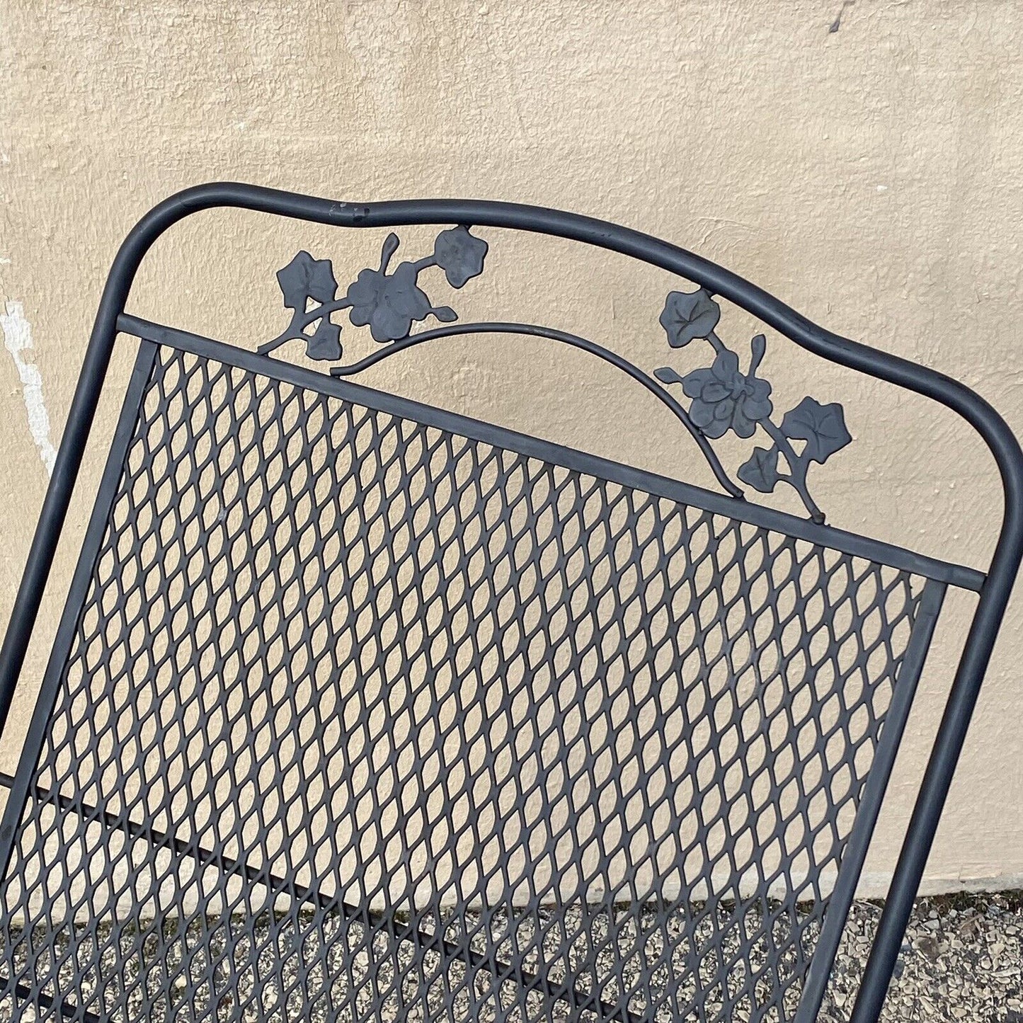 Vintage Wrought Iron Flower Pattern Adjustable Garden Patio Chaise Lounge Chair