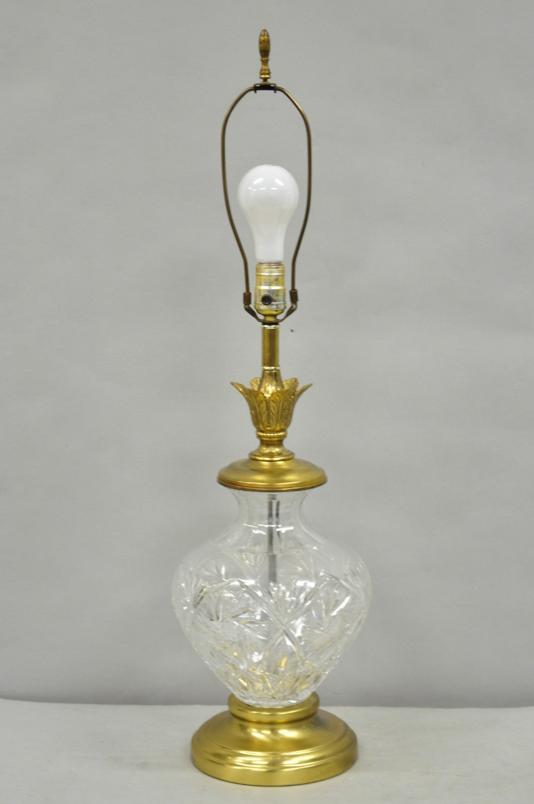 Vintage Victorian Style Etched Crystal Glass Ginger Jar Brass Table Lamp