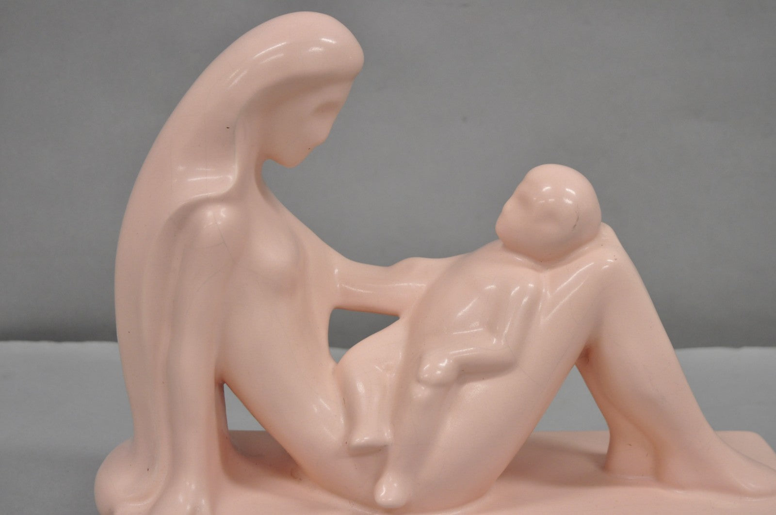 Vintage Royal Haeger "Mother and Child" Pale Pink Ceramic Statue Sculpture