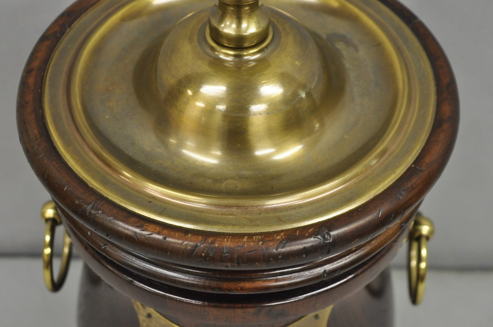 Vintage Frederick Cooper Colonial Style Solid Pine Wood Barrel Brass Table Lamp