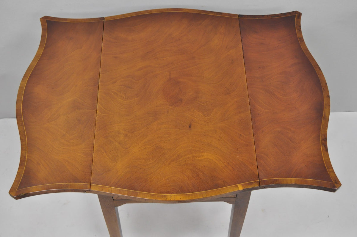 Vintage Baker Hepplewhite Style Mahogany Pembroke Dropleaf Lamp Side Table