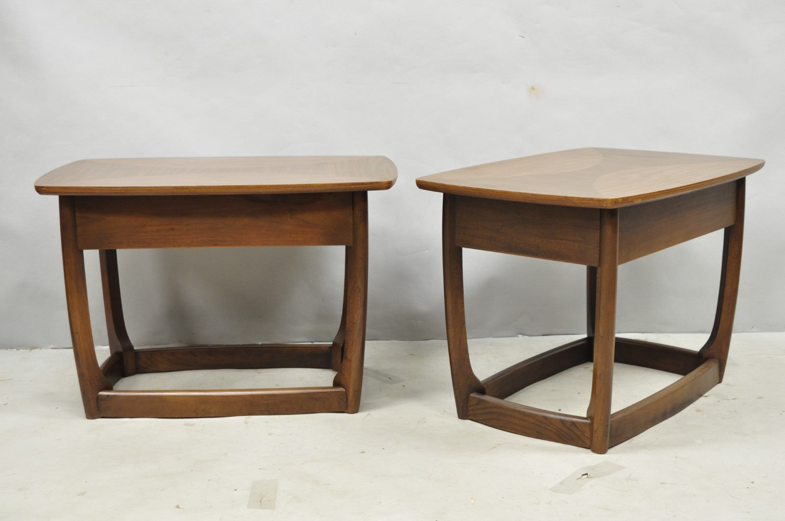 Vintage Mid Century Modern Sculpted Walnut & Laminate Coffee End Table Set 3 Pc