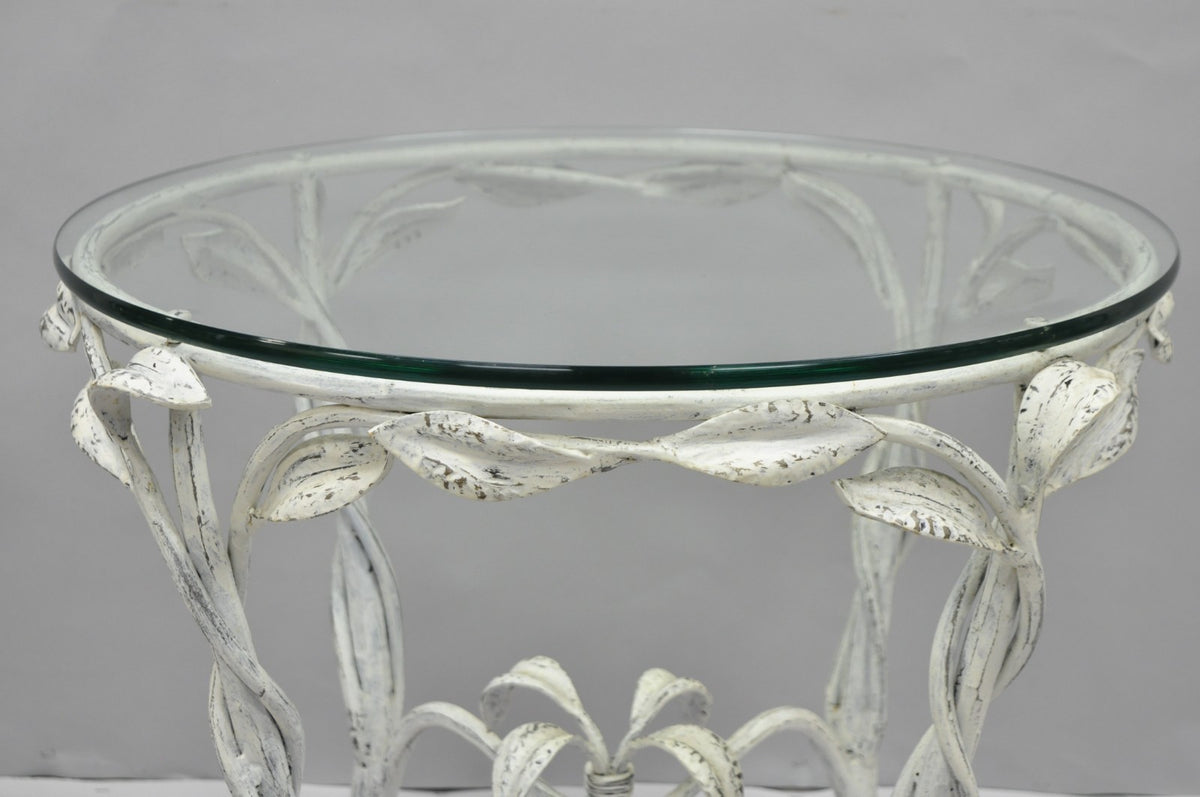 Vintage Italian Hollywood Regency Iron Leafy Scroll Round Occasional Side Table