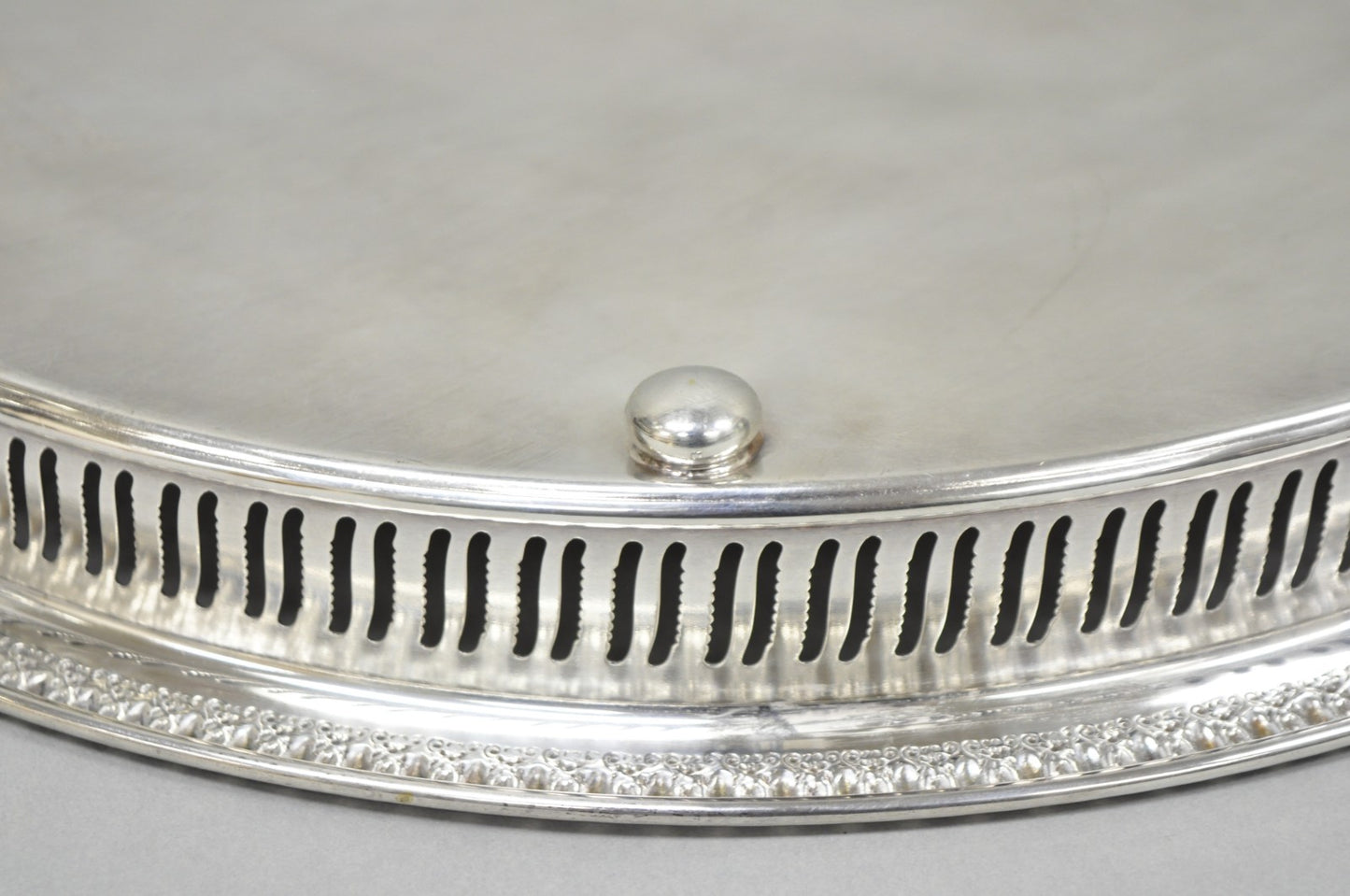 Webster Wilcox "Brandon Hall" 7572G Silver Plated Reticulated 15" Round Bar Tray