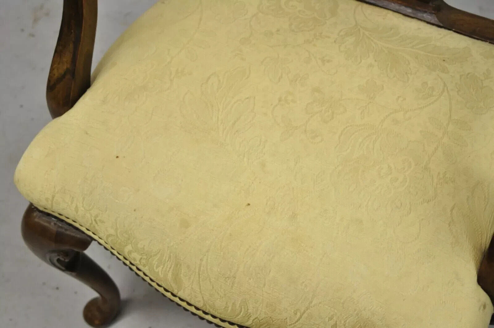 Antique 19th C English Queen Anne Carved Burr Walnut Splat Back Dining Arm Chair