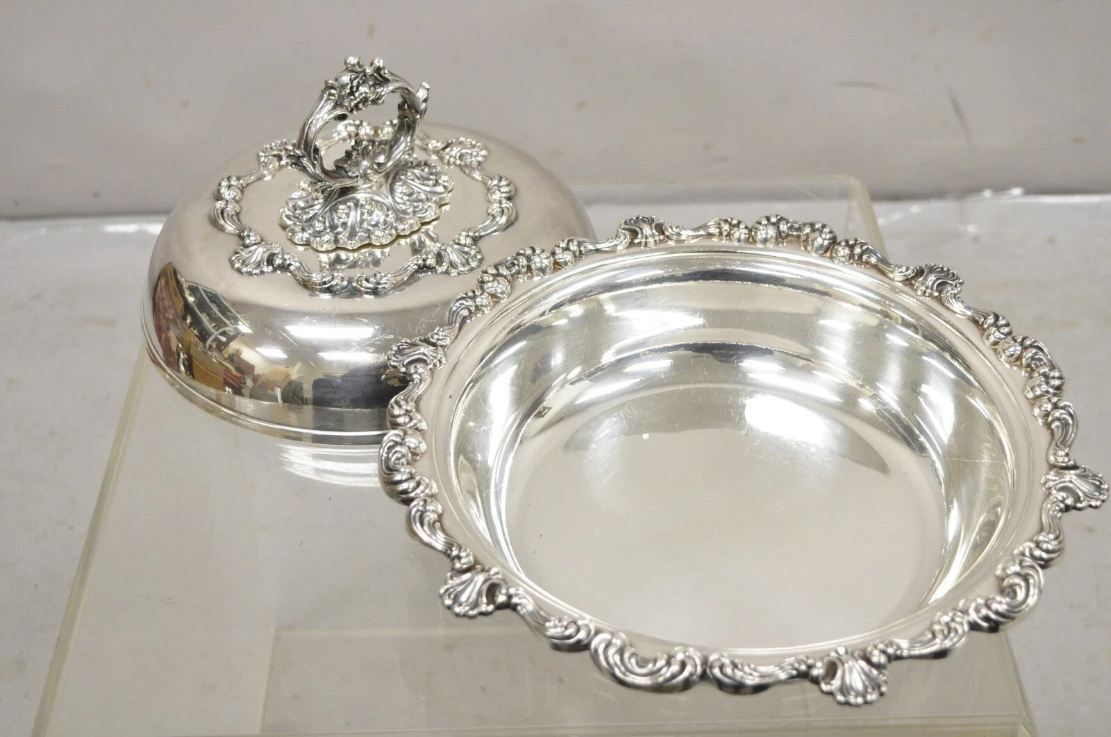 Vintage English Victorian Ornate Round Silver Plated Covered Serving Dish