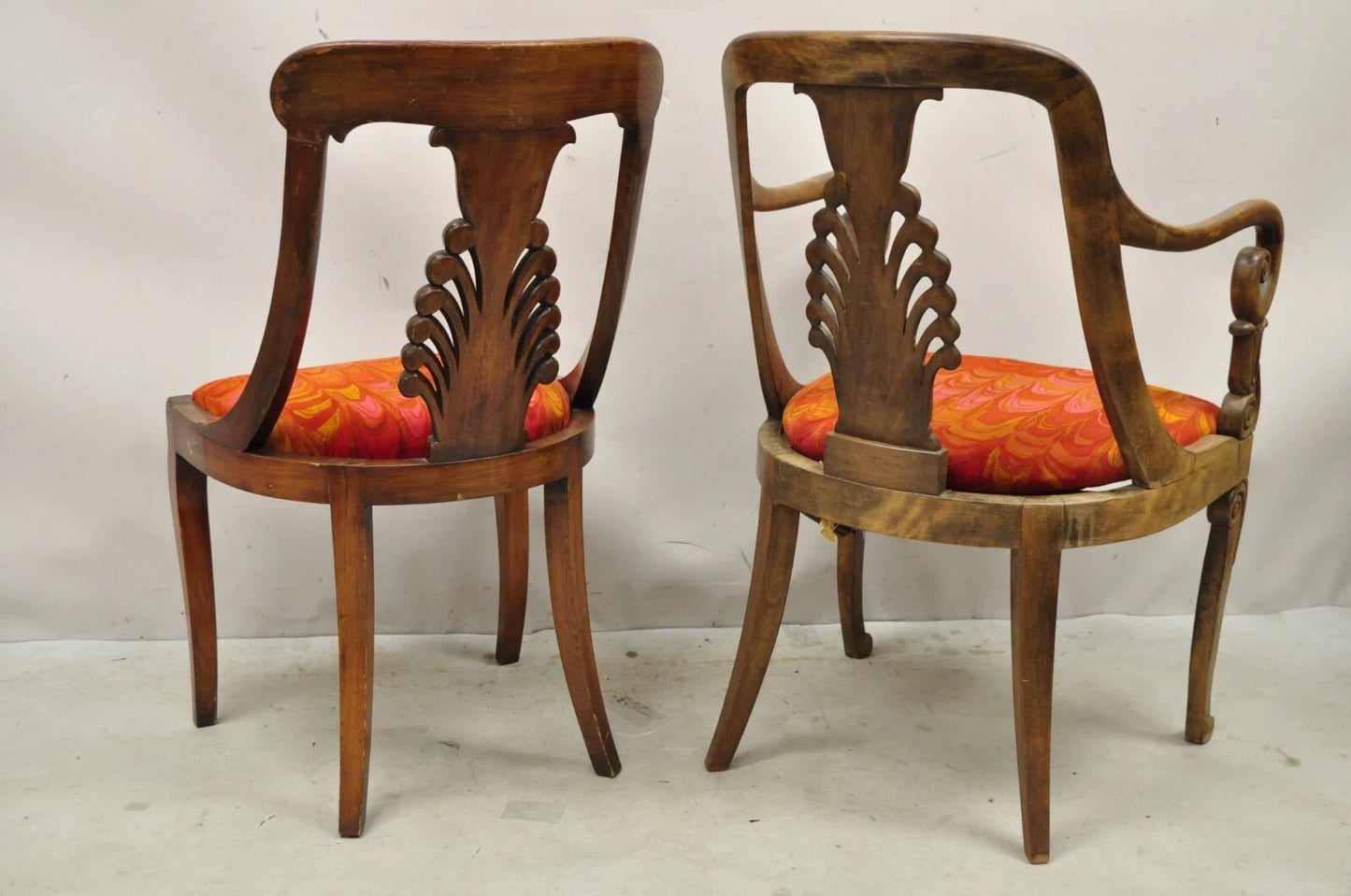 Italian Neoclassical Plume Carved Walnut Saber Leg Dining Chairs - Set of 6