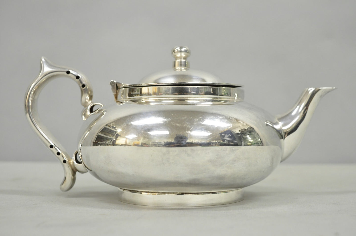 Vintage Robur Challenge EPNS ‘Perfect Tea-pot’ Silver Plated Tea Kettle