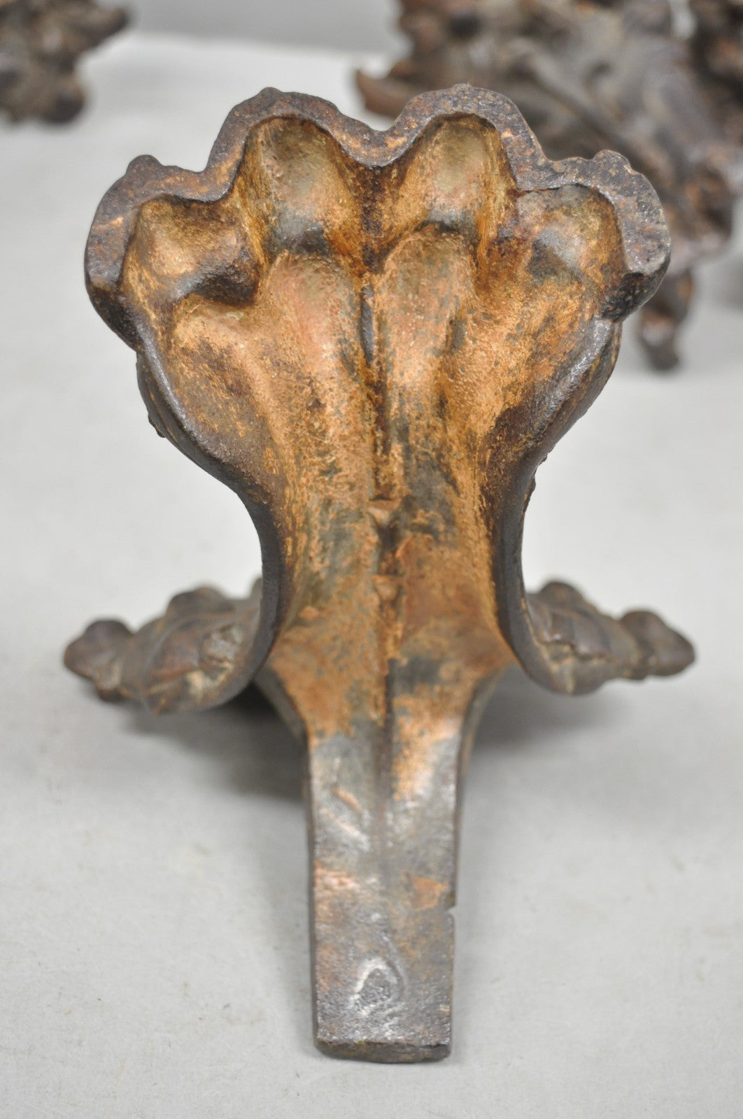 Victorian Style Cast Iron Bathtub Lion Claw Foot Paw Feet Floral Design 4 Pc Set