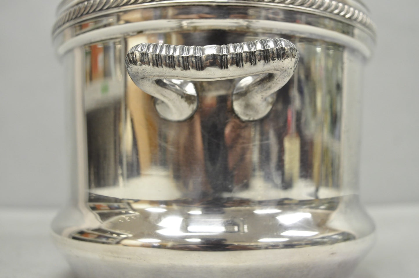 Vintage FB Rogers English Regency Silver Plated Coat of Arms Covered Ice Bucket