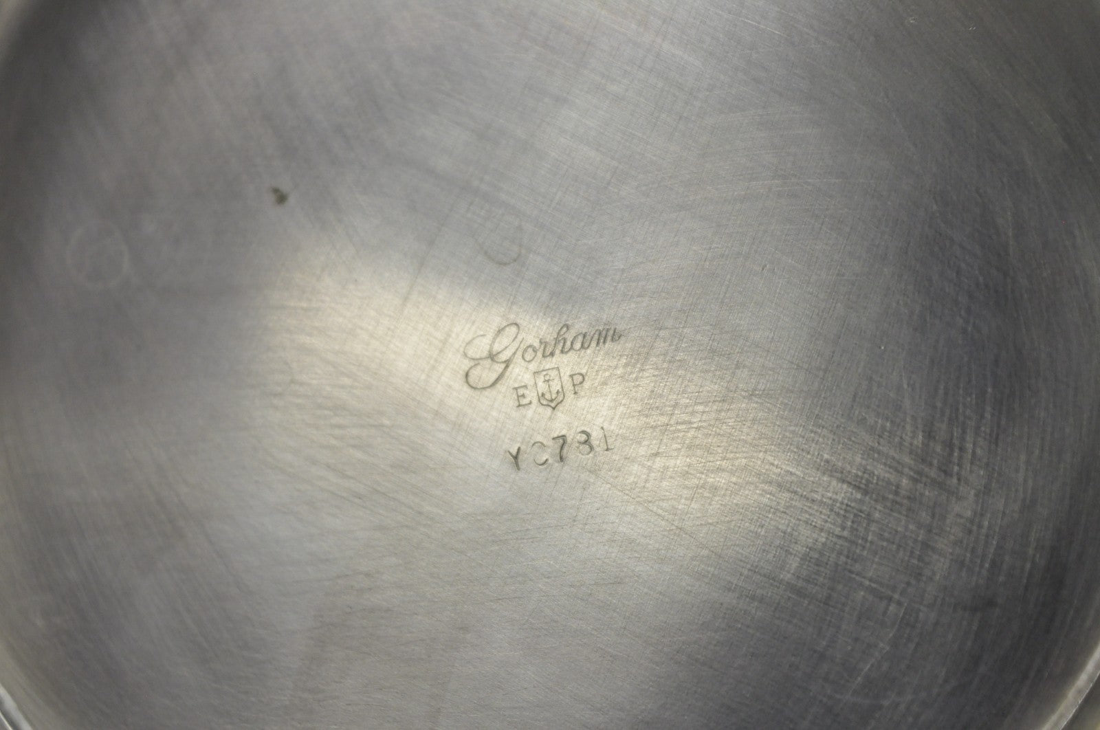 Vintage Gorham YC 781 Silver Plated 9" Round Modern Serving Bowl