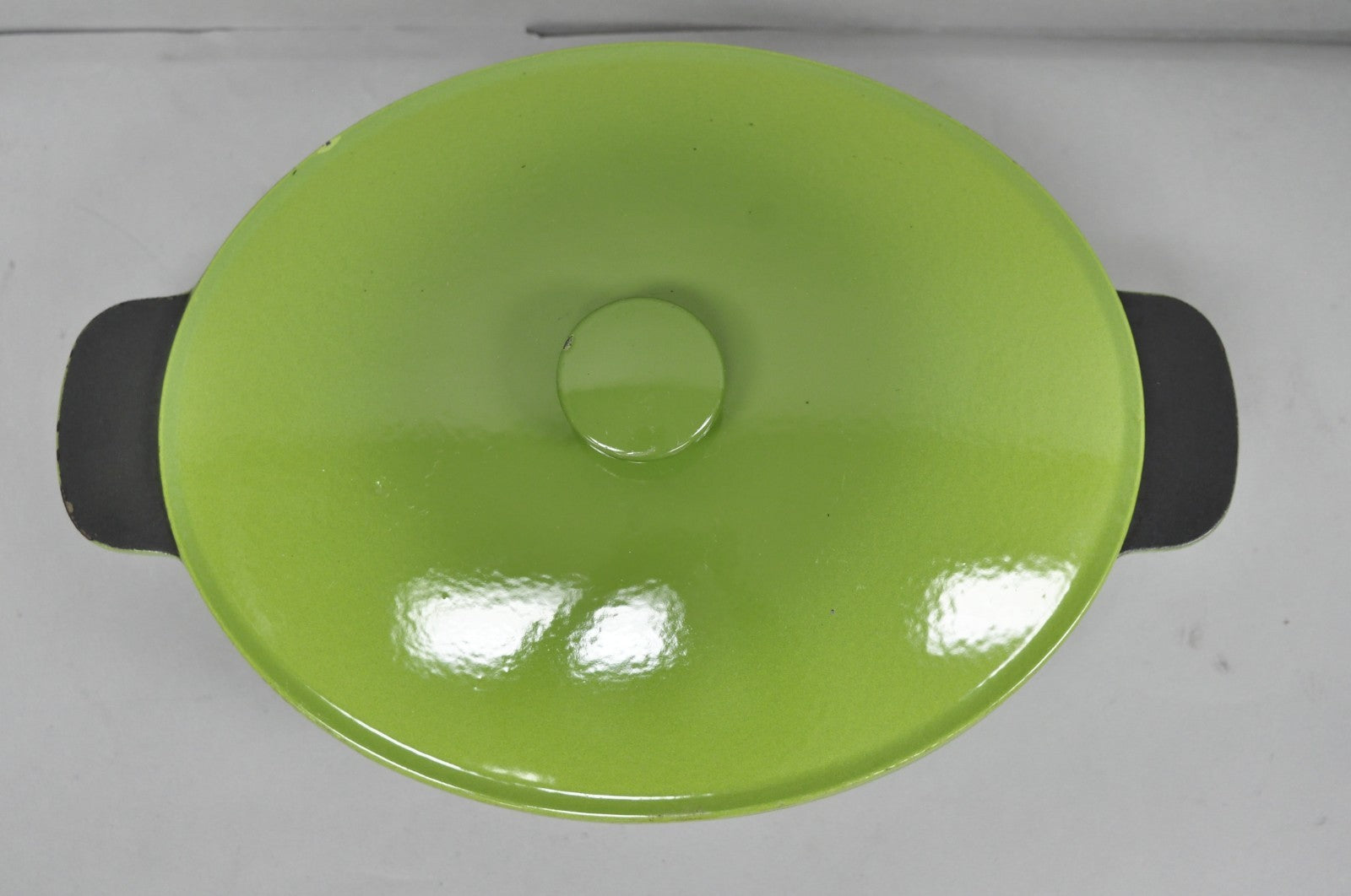 Vintage Cast Iron Dutch Oven Made in France 20538 Green Casserole Pot w/ Lid