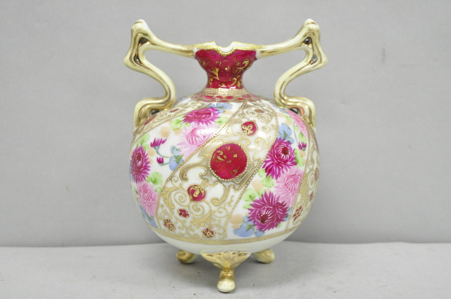 Antique Nippon Moriage Porcelain Twin Handle Ball Vase w/ Hand Painted Roses (B)