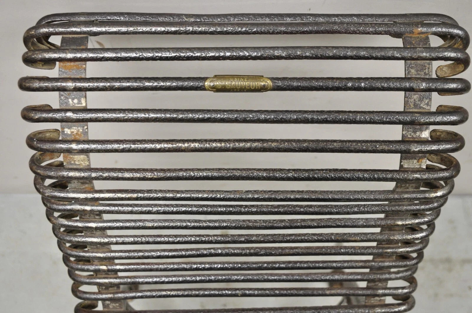 Antique Sauveur Arras French Wrought Cast Iron Spine Scrolling Garden Side Chair