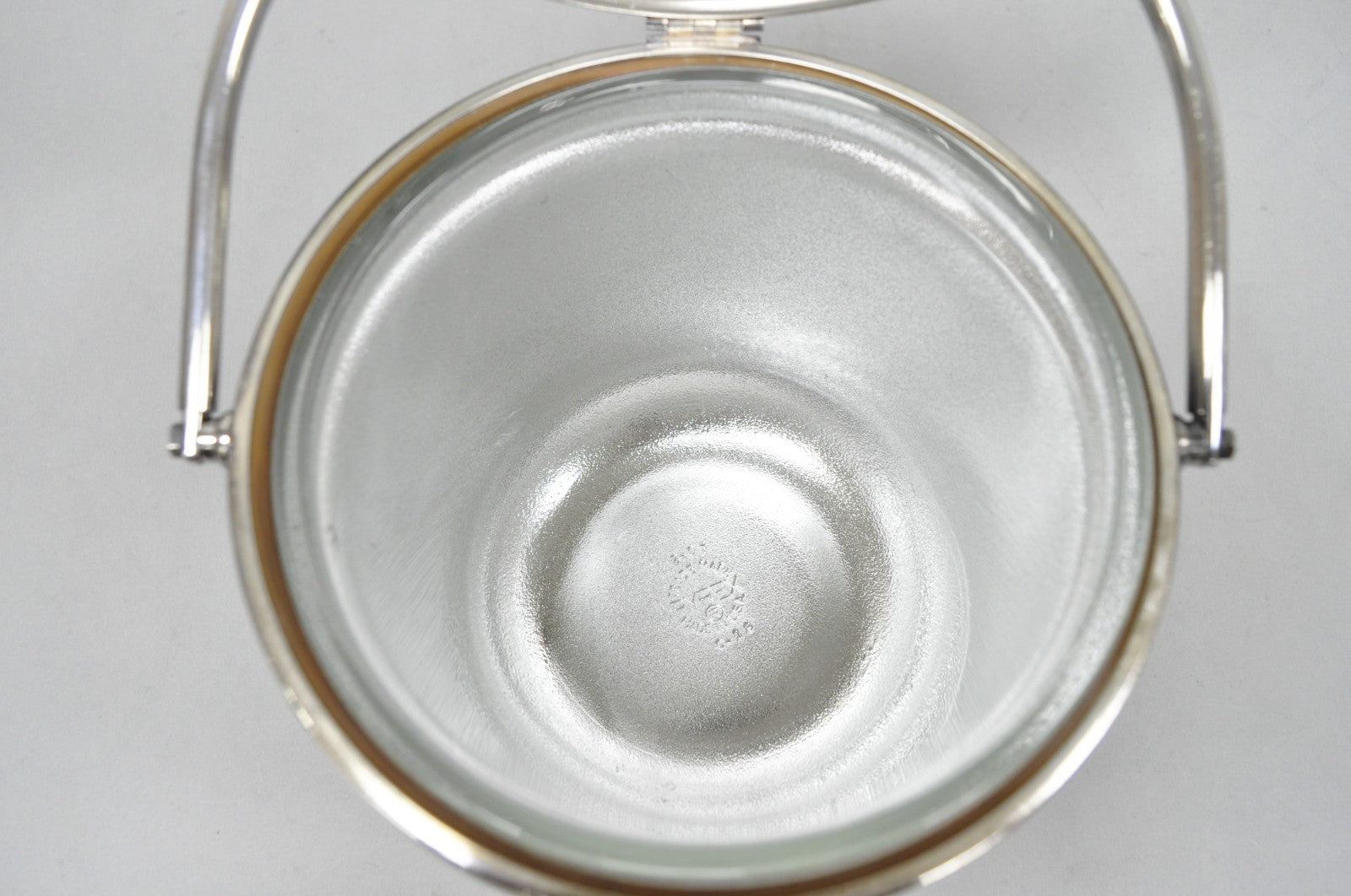 Mid Century Modern Sheffield Silver Plated Reticulating Hinge Ice Bucket w Tongs