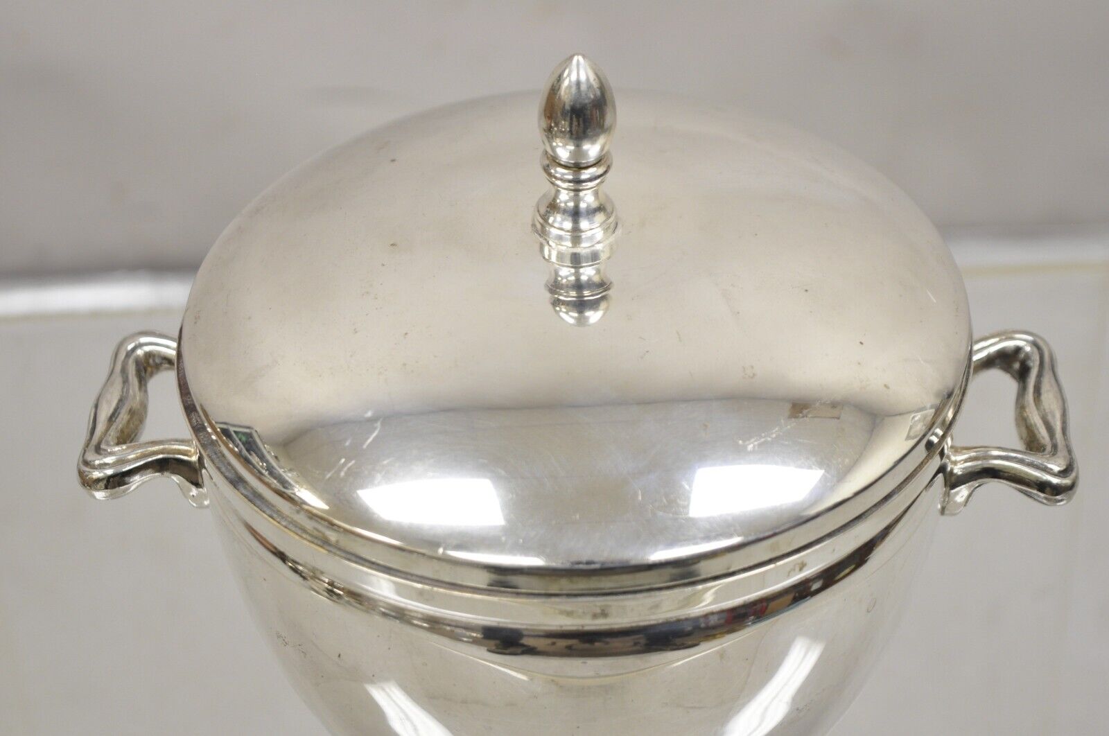 Vtg Knight Silver Smith's Silver on Copper Lidded Ice Bucket w Aluminum Lining