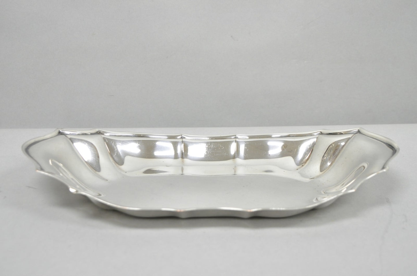 Vintage English Victorian Style Scalloped Oval Narrow Silver Plated Trinket Dish