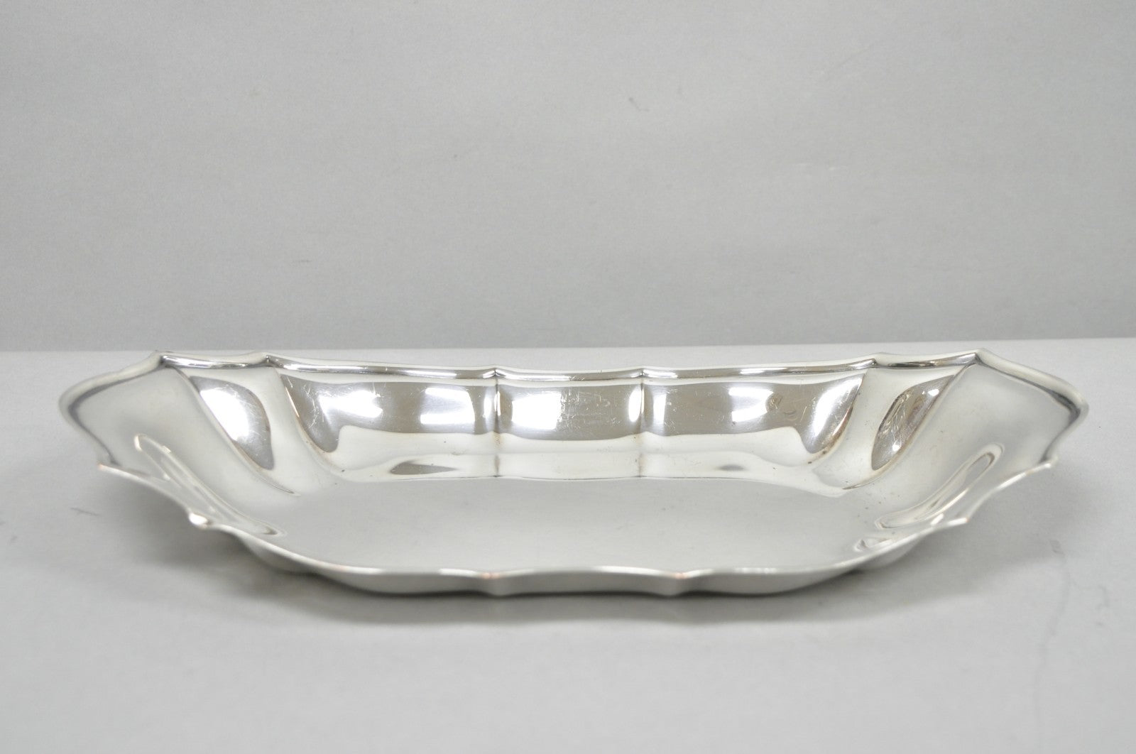 Vintage English Victorian Style Scalloped Oval Narrow Silver Plated Trinket Dish