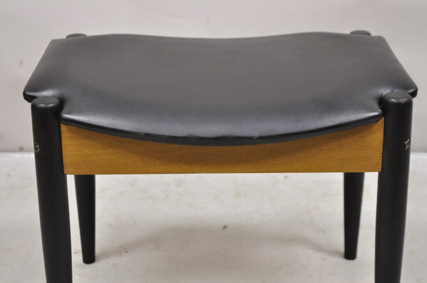 Norco Mid Century Modern Sculpted Footstool Ottoman Tapered Leg Black Vinyl Seat