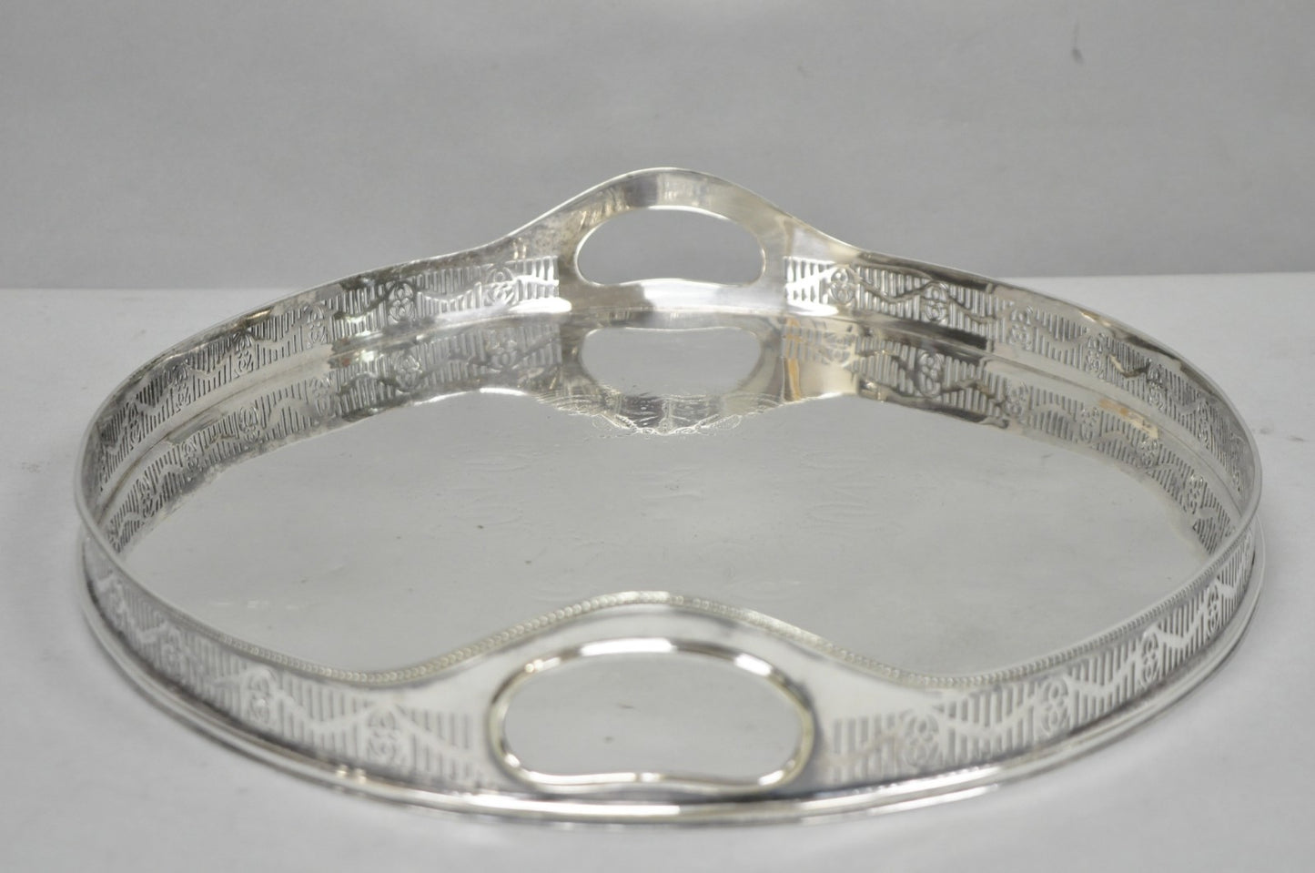 Antique English Sheffield Edwardian Silver Plated Oval Serving Platter Tray
