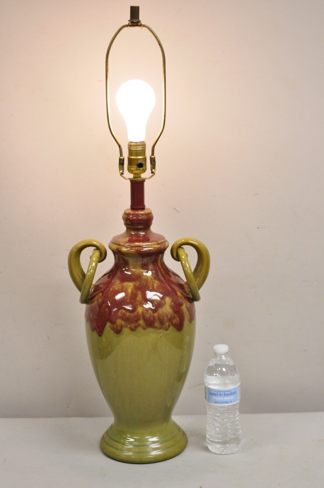 Contemporary Mission Arts & Crafts Style Pottery Ceramic Green & Red Table Lamp