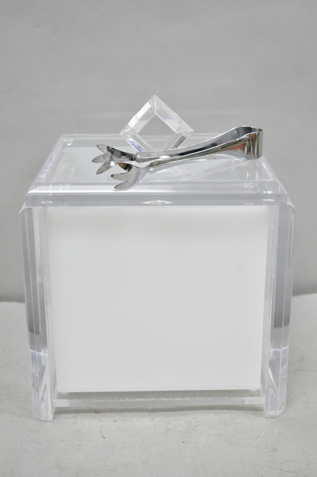 Vintage Mid Century Modern Clear Lucite Acrylic Diamond Handle Ice Bucket