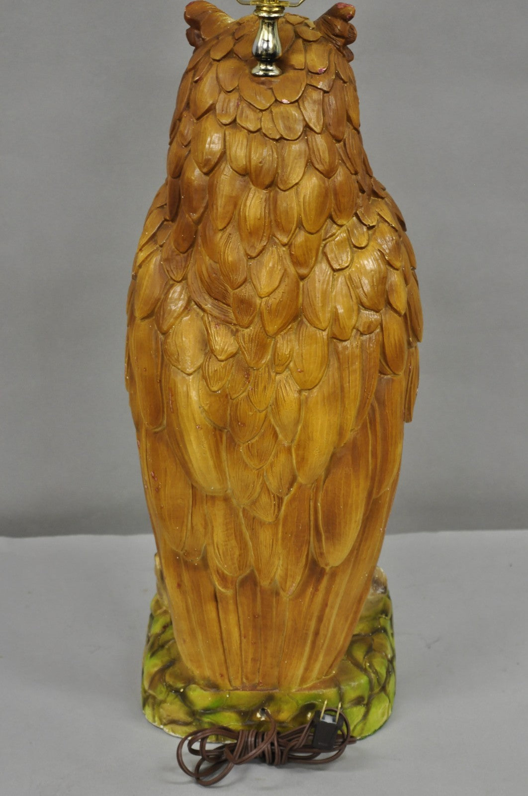 Vintage Mid Century Modern Large Chalkware Painted Owl Sculpture Table Lamp