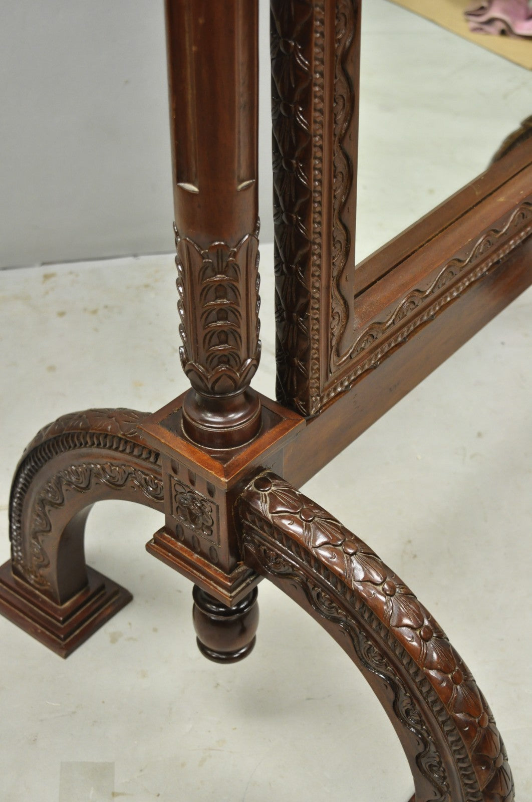 Wellington Carved Mahogany Frame Italian Renaissance Tall Dressing Cheval Mirror