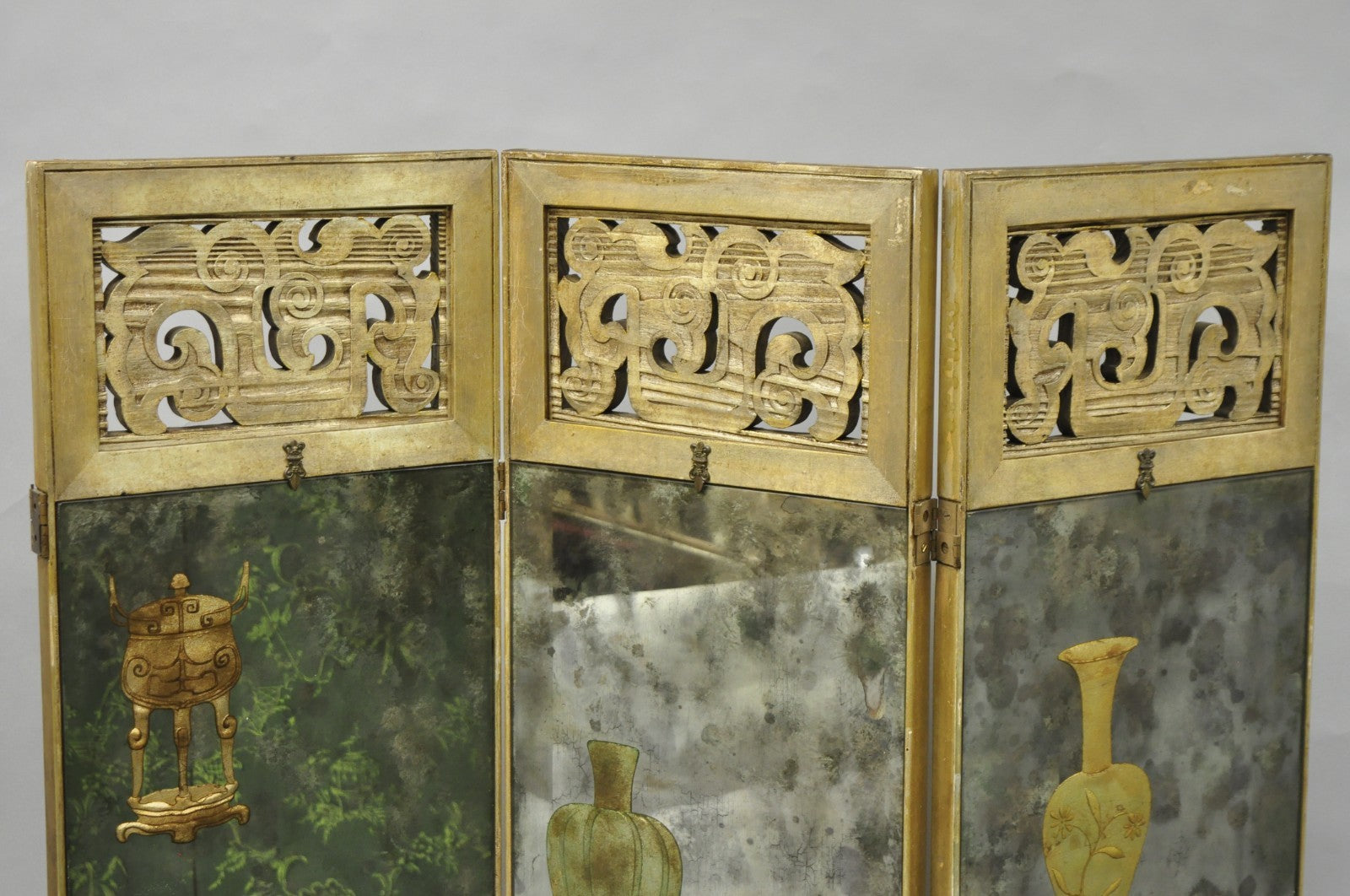 Antique Chinoiserie Oriental Eglomise Antiqued Mirror Glass 3 Panel Room Screen