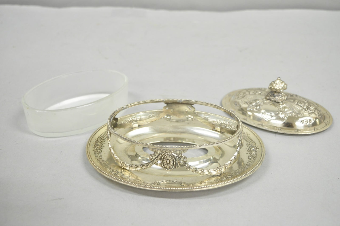 Antique Corbell & Co England Edwardian Adam Silver Plated Ornate Butter Dish