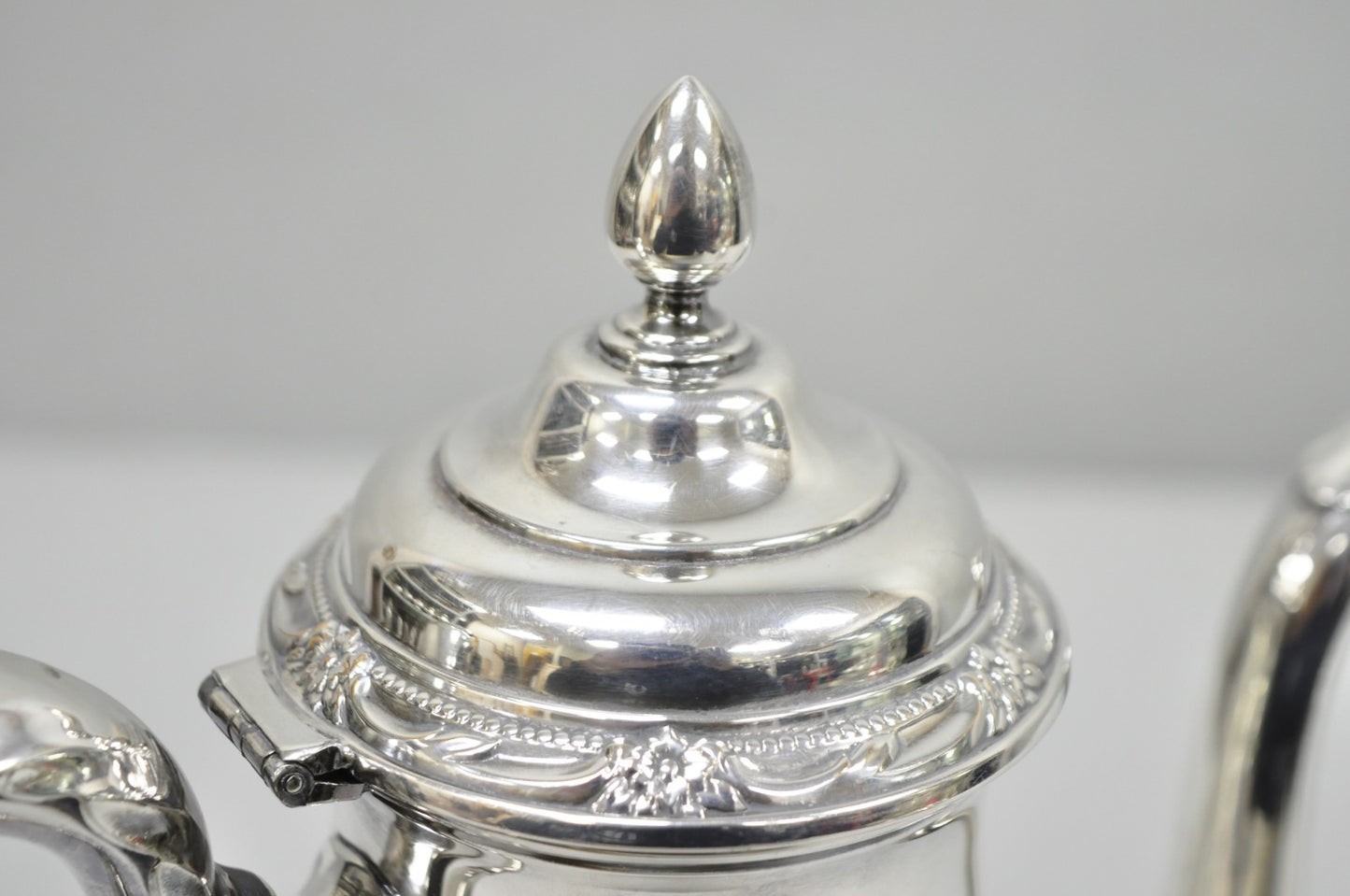 Vintage Rogers Bros. "Remembrance" Silver Plated Victorian Coffee Pot Teapot
