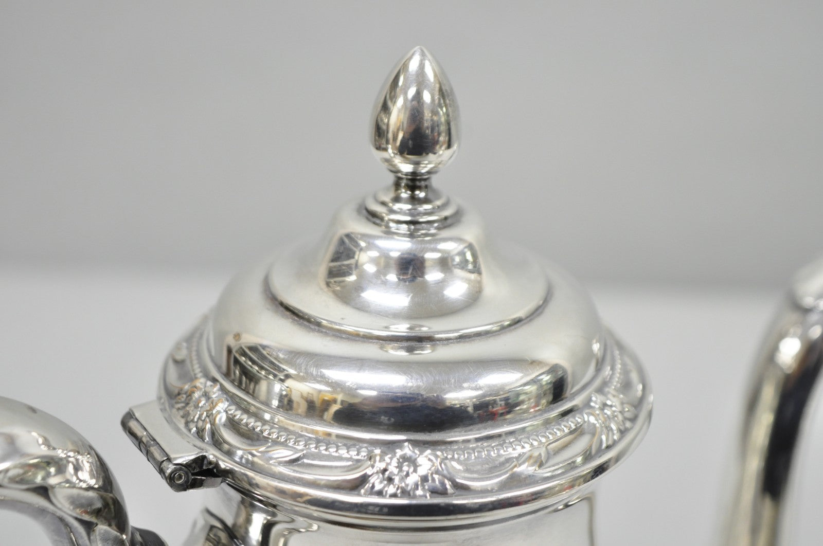 Vintage Rogers Bros. "Remembrance" Silver Plated Victorian Coffee Pot Teapot