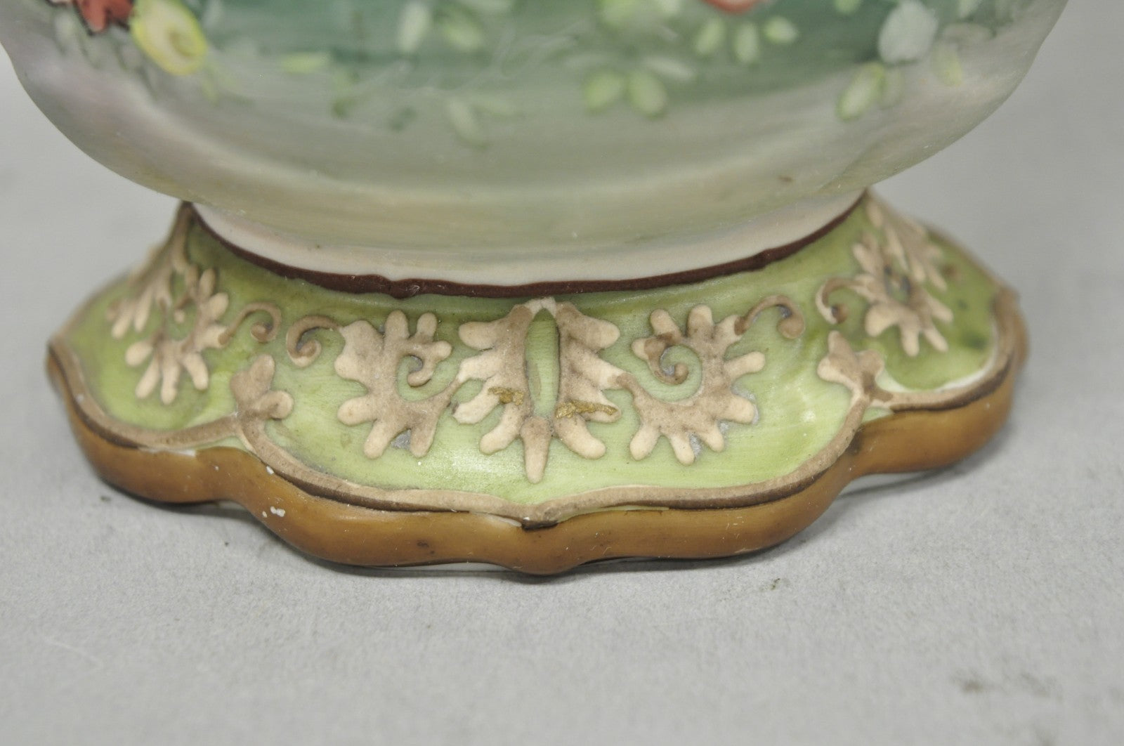 Antique Nippon Hand Painted Porcelain Moriage Twin Handle Countryside Scene Vase